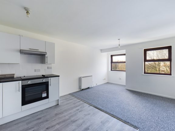 Long Acre Court Image