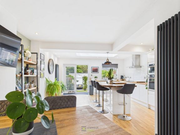 Langstone Road Image