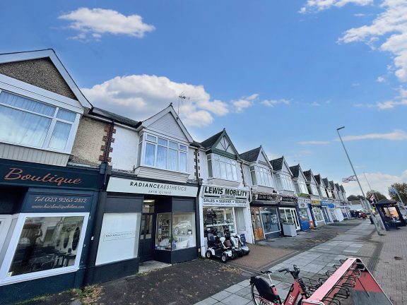 418a London Road Image